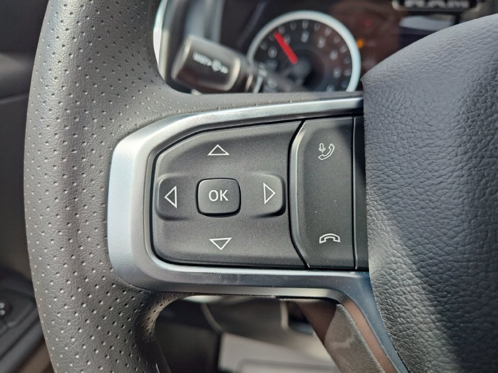 Used 2026 RAM 1500 Express AWD/4WD image 27