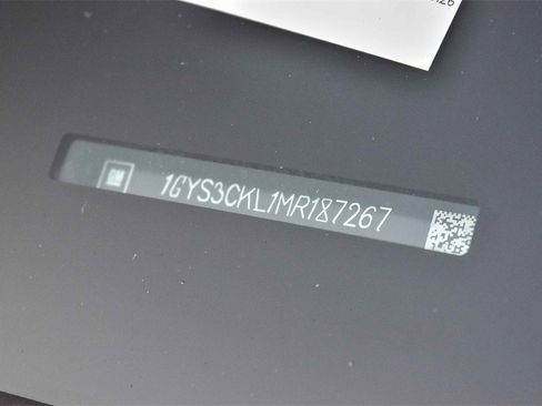 Used 2021 Cadillac Escalade Premium Luxury w/ Driver Assist Tech Package image 28