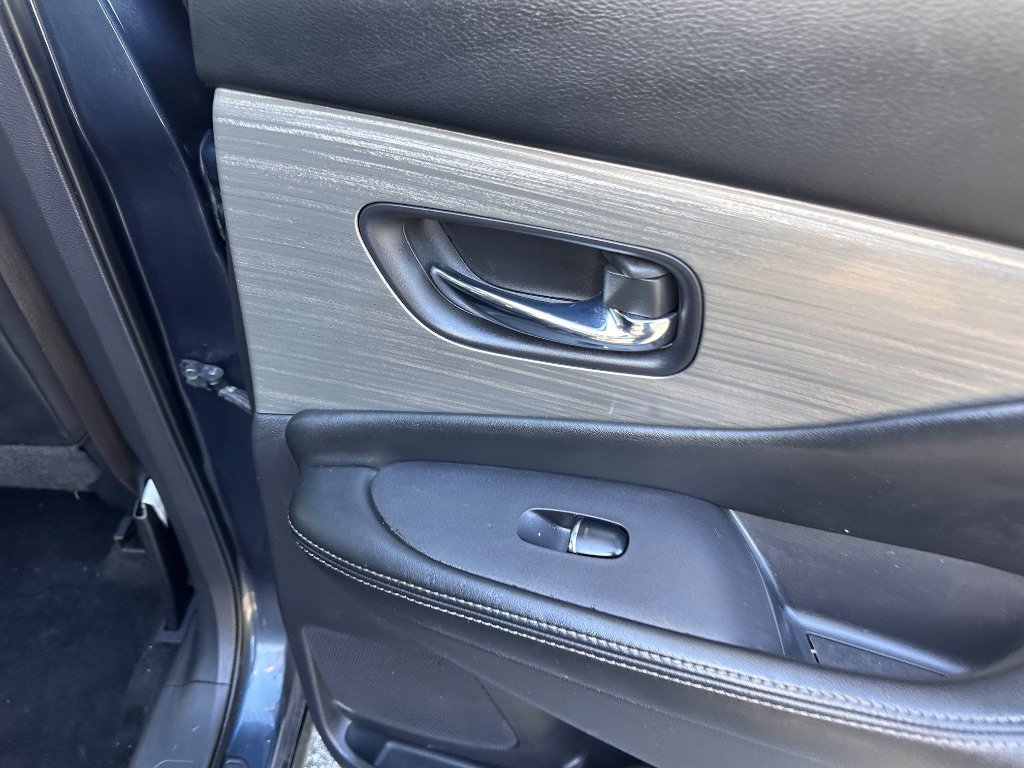 Used 2018 Nissan Murano Platinum AWD/4WD image 18