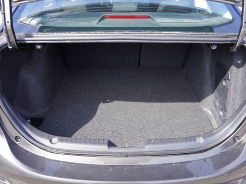 Used 2014 MAZDA MAZDA3 i Sport image 26