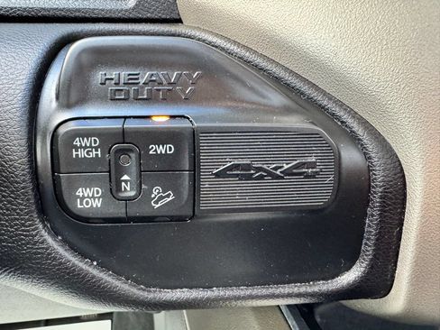 Used 2022 RAM 2500 Laramie AWD/4WD image 30