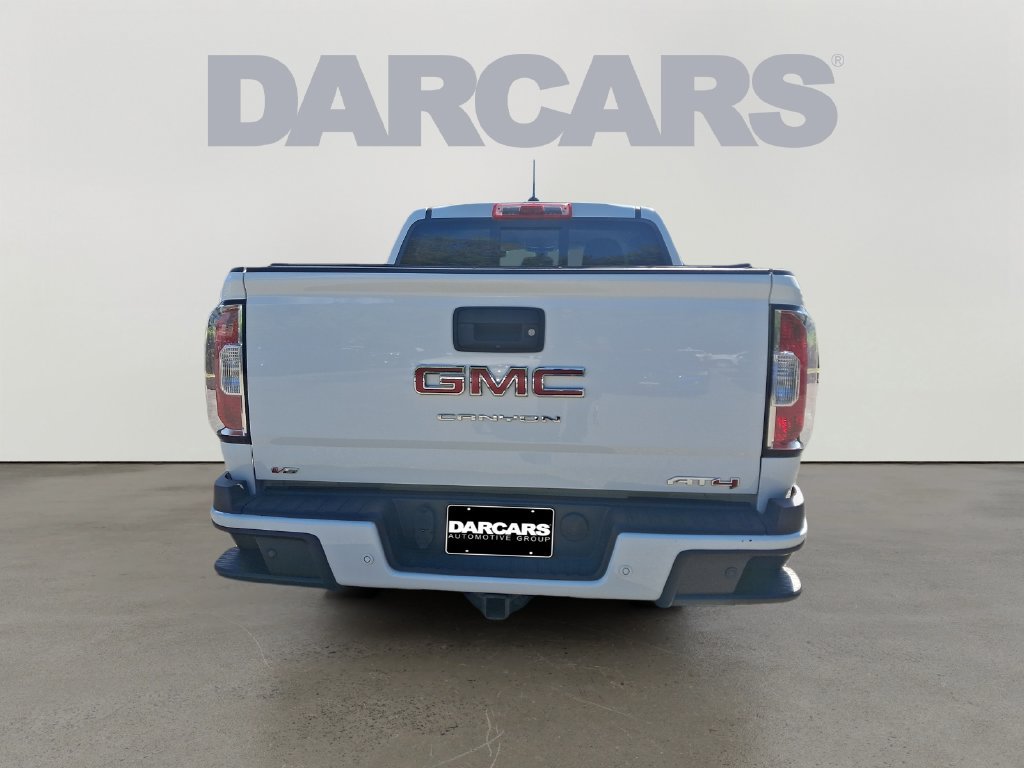 Used 2022 GMC Canyon AT4 w/ Trailering Package AWD/4WD image 5