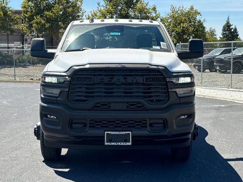 New 2026 RAM 3500 Tradesman AWD/4WD image 8