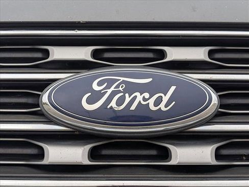 Used 2016 Ford Explorer Limited image 23