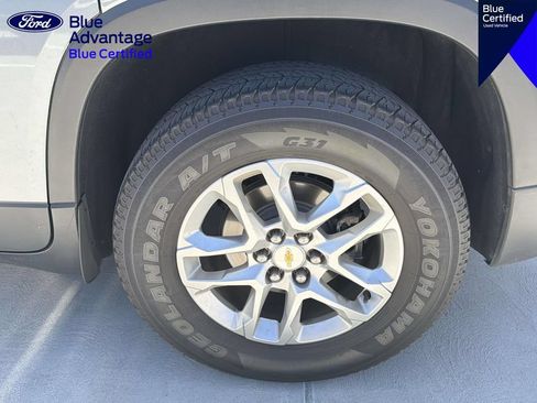 Used 2019 Chevrolet Traverse LT FWD image 23