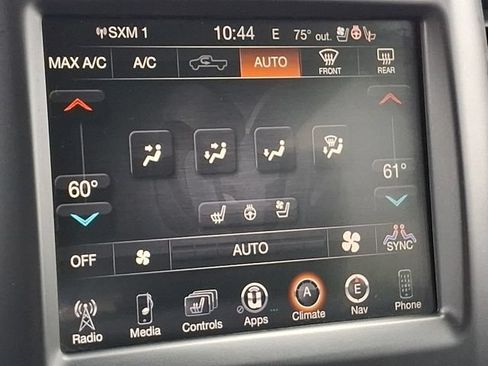 Used 2014 RAM 1500 Laramie AWD/4WD image 17