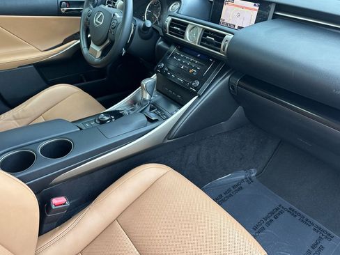 Used 2014 Lexus IS 250 image 19