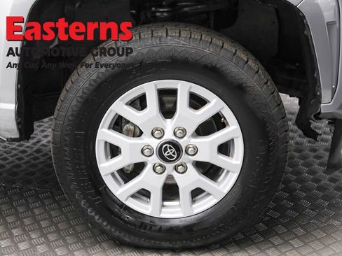 Used 2024 Toyota Tacoma SR5 RWD image 30