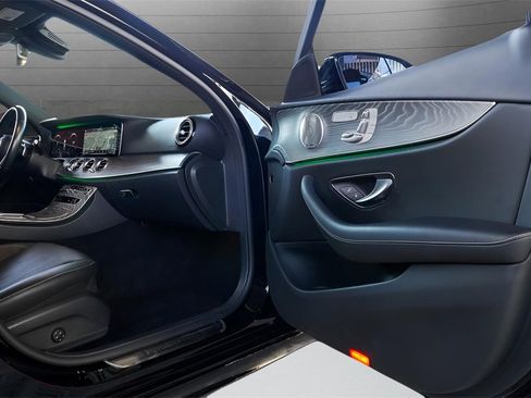 Used 2021 Mercedes-Benz E 350 Sedan w/ Premium Package image 61