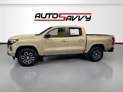 Used 2024 Chevrolet Colorado Z71 w/ Advanced Trailering Package AWD/4WD image 4