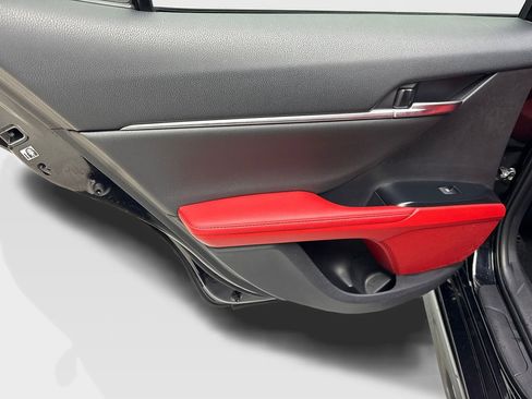 Used 2019 Toyota Camry XSE image 37