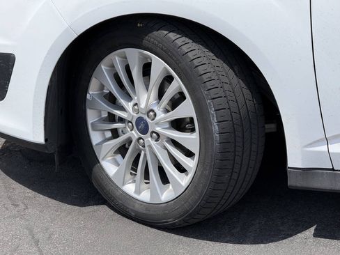 Used 2017 Ford C-MAX SE w/ Cargo Management Package FWD image 15