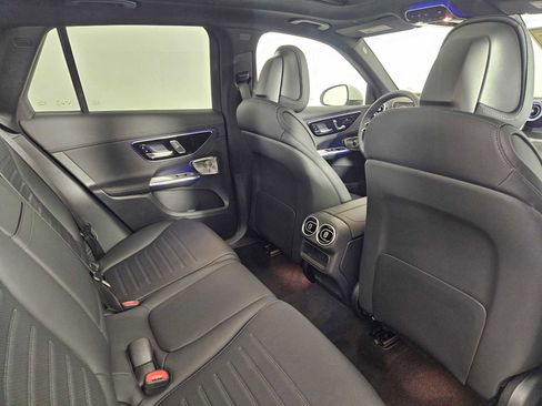 New 2025 Mercedes-Benz GLC 350e 4MATIC image 18