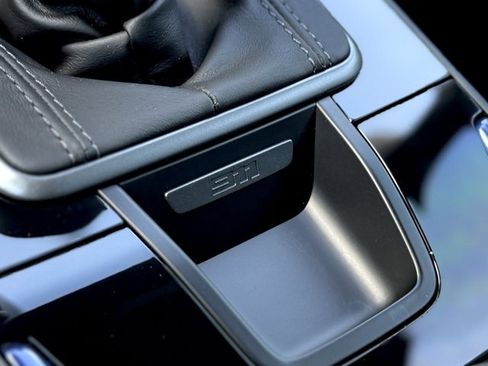 Certified 2024 Porsche 911 Carrera T image 33