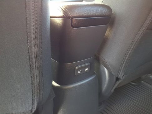 Used 2025 Nissan Kicks Play S FWD image 23