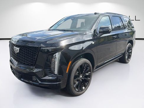Certified 2026 Cadillac Escalade Platinum Sport w/ LPO, ONYX Package AWD/4WD image 5