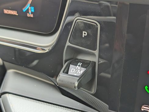 Certified 2025 Porsche Cayenne image 25