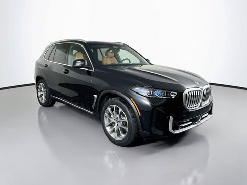 New 2026 BMW X5 xDrive40i w/ Parking Assistance Package AWD/4WD image 8