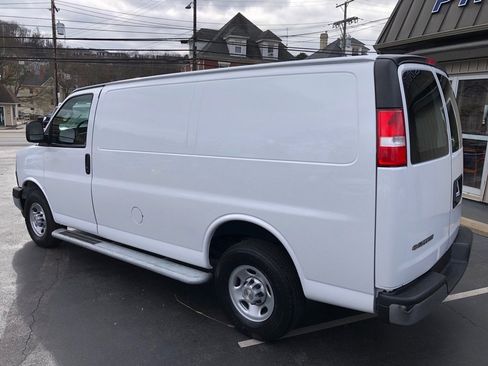 Used 2024 Chevrolet Express 2500 w/ Driver Convenience Package image 3