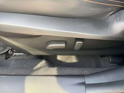 Certified 2021 Subaru Crosstrek 2.5i Limited w/ Moonroof Package 2 image 7