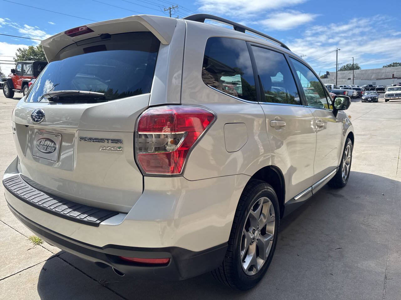 Used 2016 Subaru Forester 2.5i Touring w/ Eyesight & Navigation System AWD/4WD image 5