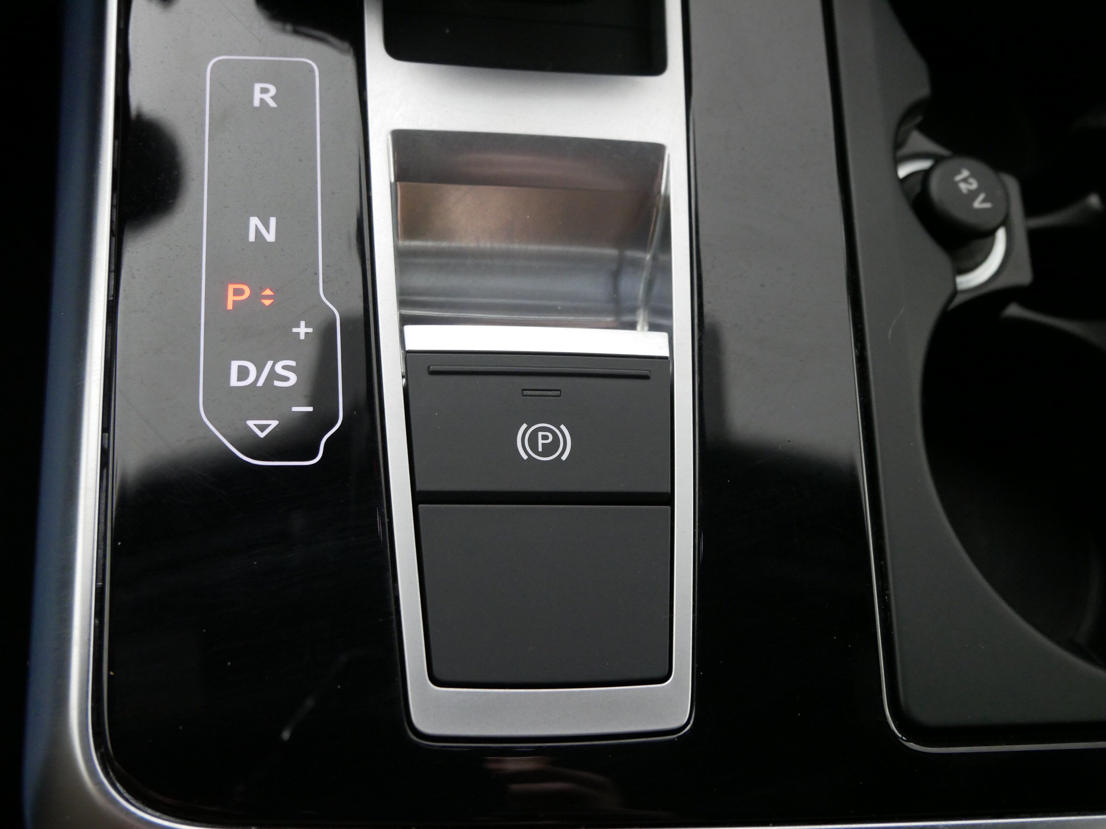 Used 2023 Audi Q7 2.0T Premium w/ Convenience Package AWD/4WD image 31