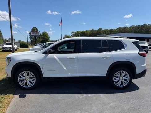 Used 2026 GMC Acadia Elevation w/ Elevation Premium Package FWD image 6