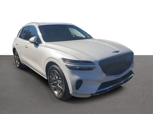 Used 2024 Genesis GV70 2.5T w/ Advanced Package image 1
