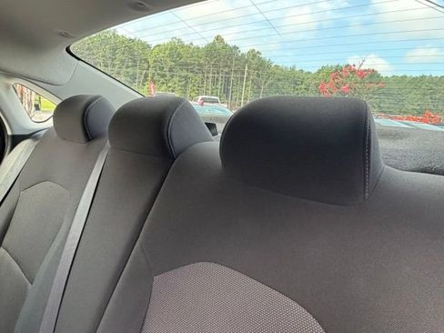 Used 2023 Kia Forte LXS w/ LXS Technology Package FWD image 16