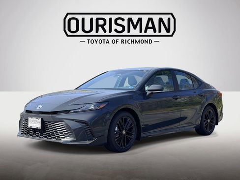 New 2026 Toyota Camry SE image 22