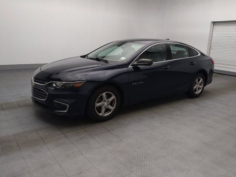 Used 2018 Chevrolet Malibu LS w/ LPO, Convenience Package 1 FWD image 2