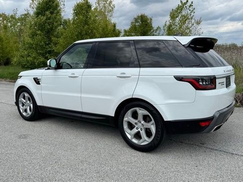 Used 2018 Land Rover Range Rover Sport HSE AWD/4WD image 8