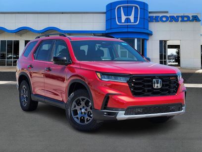 New 2025 Honda Pilot TrailSport