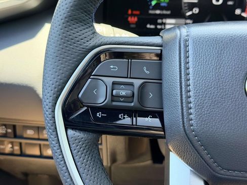 New 2026 Toyota Tundra Platinum AWD/4WD image 8