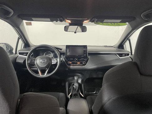 Used 2021 Toyota Corolla SE FWD image 11