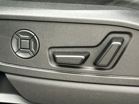 New 2025 Audi Q5 Premium image 24