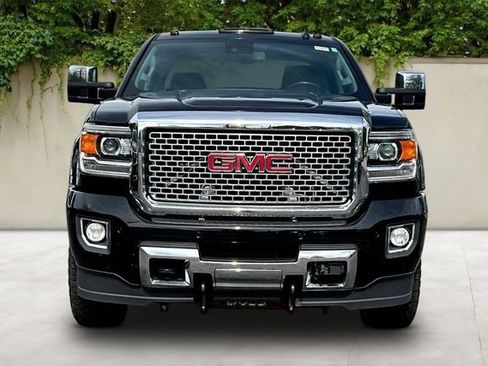 Used 2017 GMC Sierra 3500 Denali w/ Snow Plow Prep Package AWD/4WD image 2