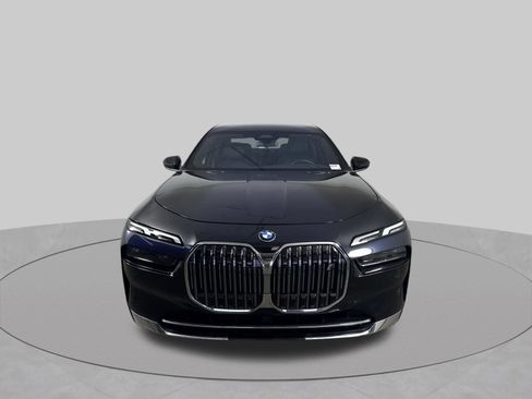 Used 2023 BMW i7 xDrive60 AWD/4WD image 24