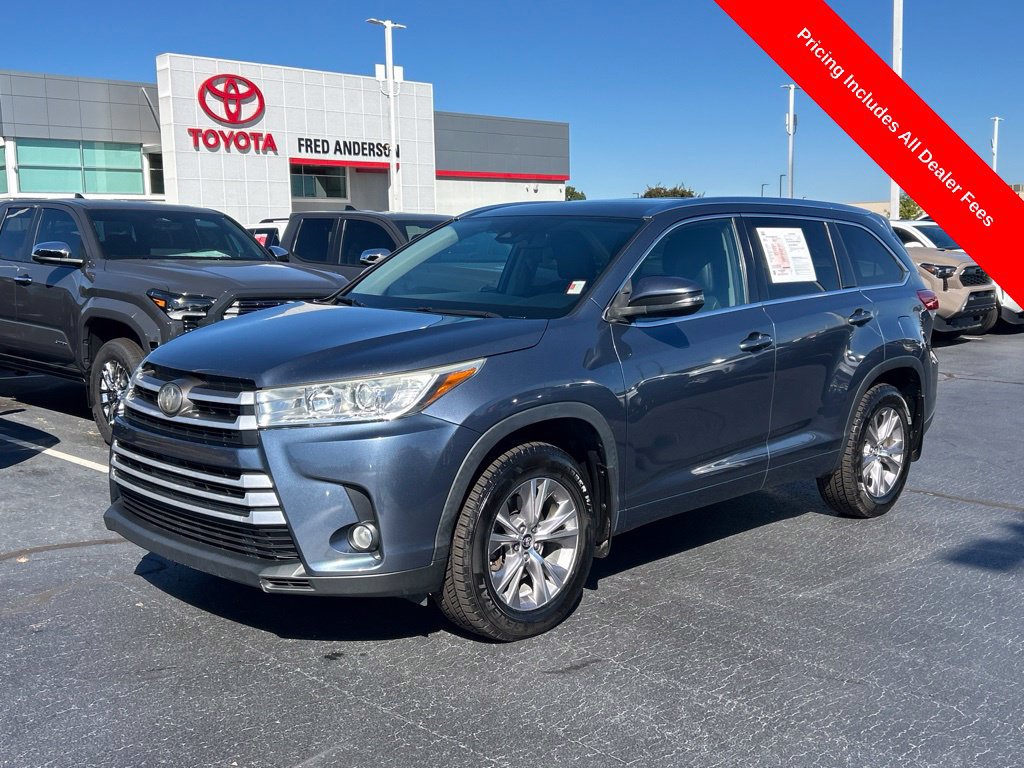Used 2018 Toyota Highlander XLE AWD/4WD image 1