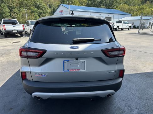 Used 2024 Ford Escape Active w/ Tech Pack #2 AWD/4WD image 6