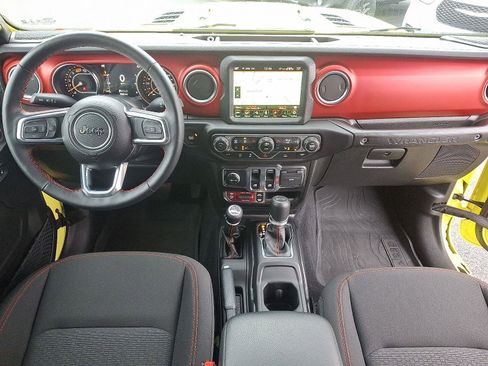 Used 2023 Jeep Wrangler Rubicon w/ Cold Weather Group image 11