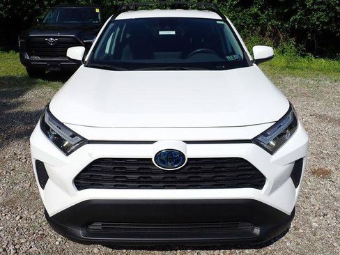 Certified 2023 Toyota RAV4 LE AWD/4WD image 8
