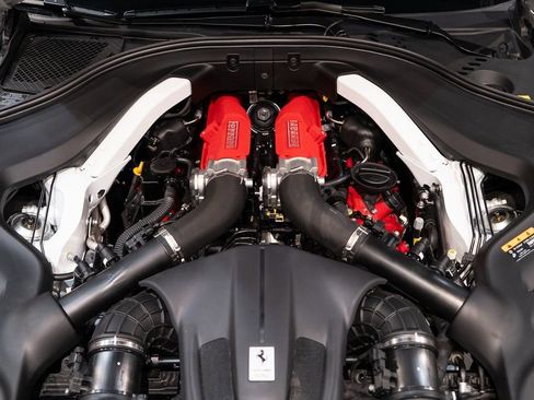 Used 2025 Ferrari Roma Spider image 21