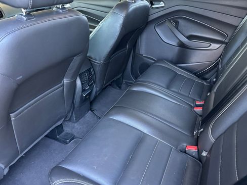 Used 2015 Ford Escape Titanium FWD image 7