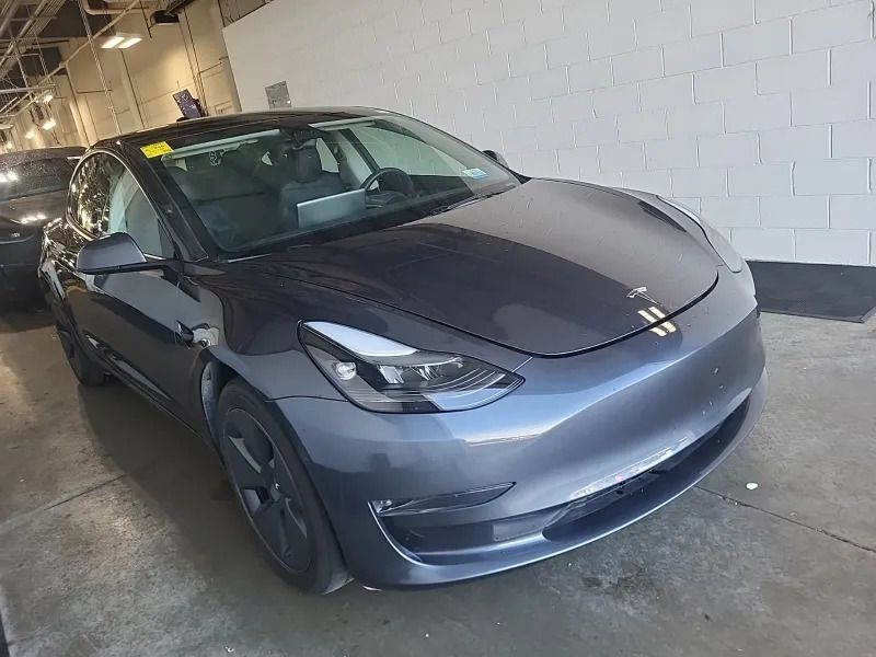 Used 2023 Tesla Model 3 Long Range AWD/4WD image 3