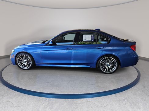 Used 2017 BMW 340i Sedan RWD image 8