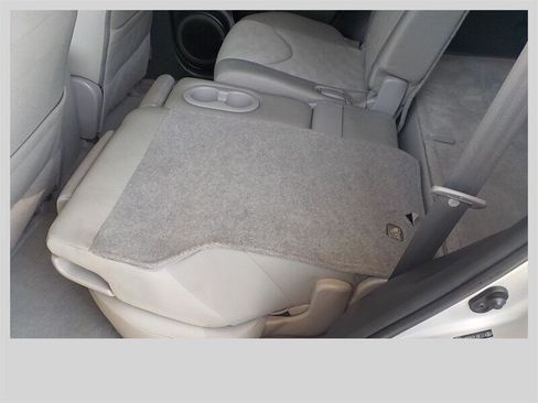 Used 2011 Toyota RAV4 4WD w/ Base L4 Extra Value Pkg image 25