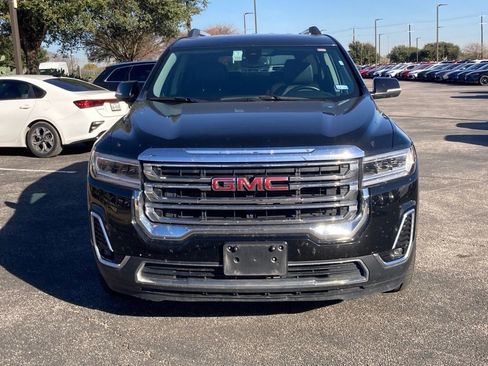 Used 2023 GMC Acadia SLT image 2