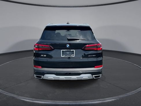 Used 2023 BMW X5 xDrive40i w/ Parking Assistance Package AWD/4WD image 17