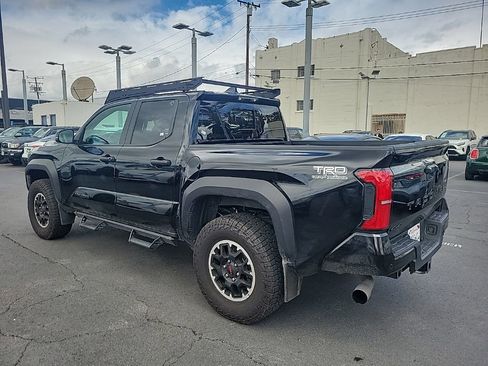 Used 2024 Toyota Tacoma TRD Off-Road w/ TRD Off Road Upgrade Package image 5